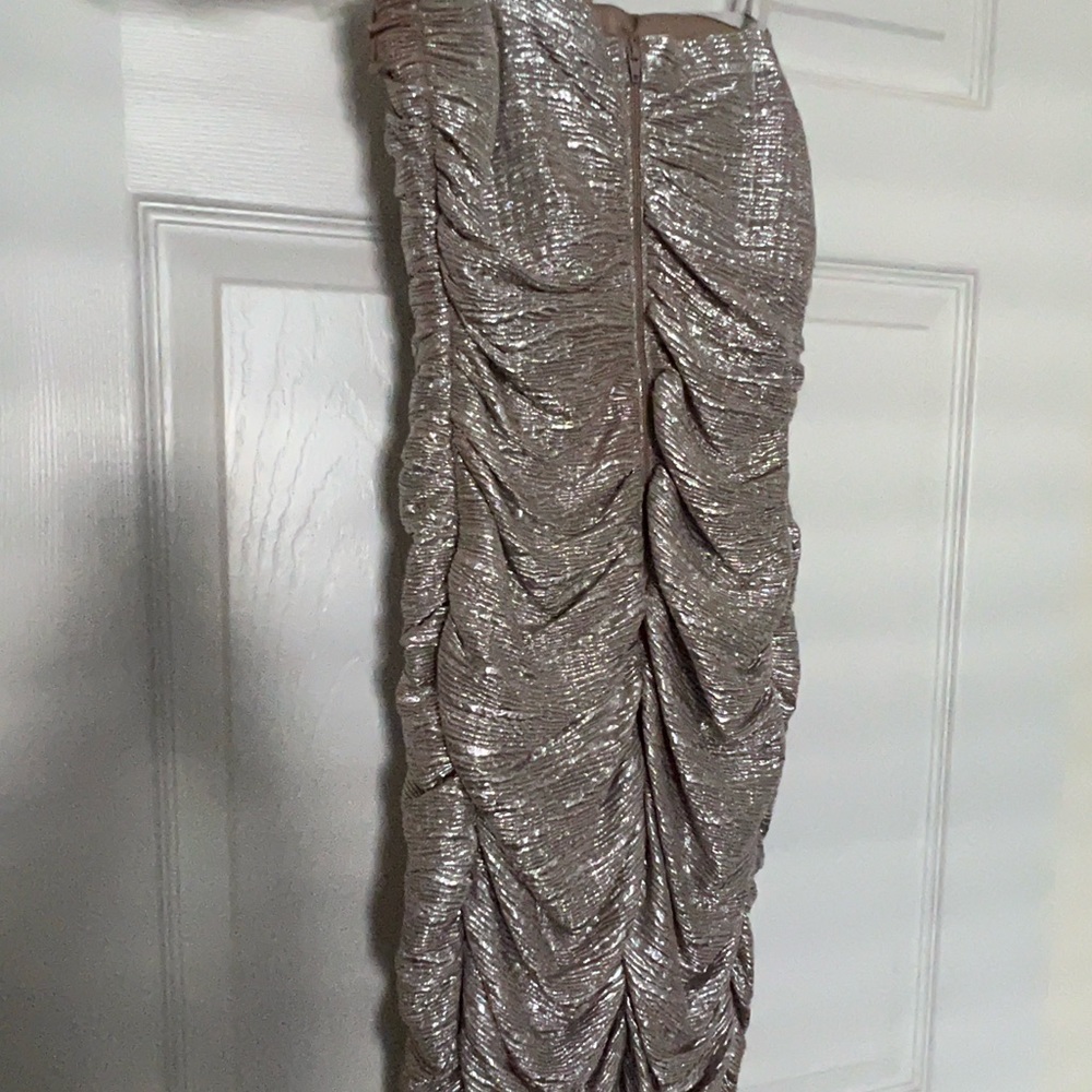 Short body con dress